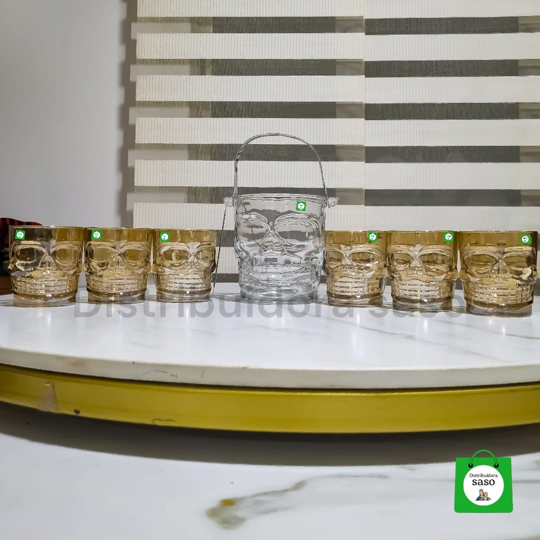 hielera de calavera mas 6 vasos whiskeros de calavera dorados