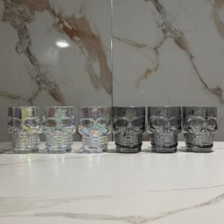 juego x 6 vasos cerveceros de calavera de 500ml colores surtidos