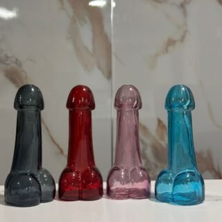 juego x 4 vasos en forma de pene  de diferentes colores