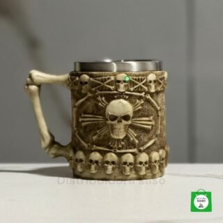 vaso mug metalico con diseño de calavera