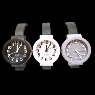 reloj despertador de mesa