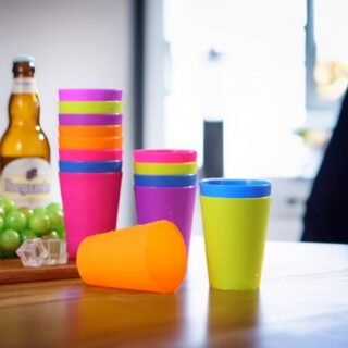 juego x 4 vasos plasticos