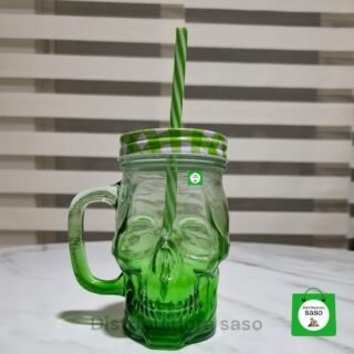 vaso pitillo de cristal con estilo de calavera color verde