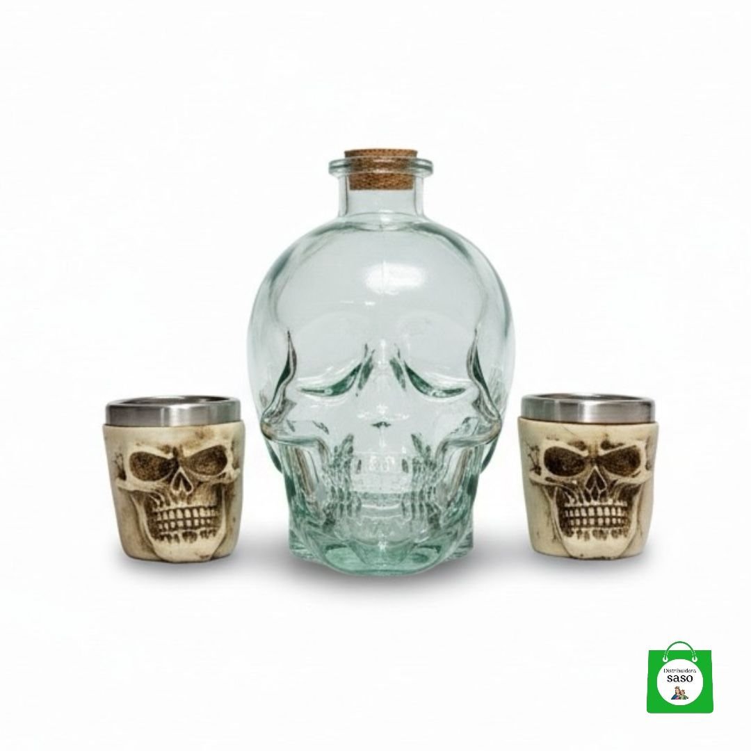 💀 Licorera Calavera Transparente 750ml + 2 Copas Calavera — Set Especial para Compartir con Actitud