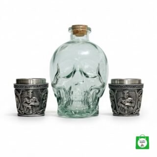 💀 Licorera Calavera Transparente 750ml + 2 Copas Caballero Medieval — Duo Exclusivo de Estilo Épico