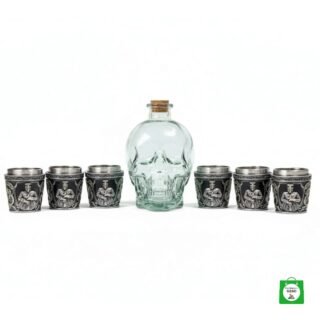 💀 Licorera Calavera Transparente 750ml + 6 Copas Caballero Medieval — Brinda como en la Edad Media