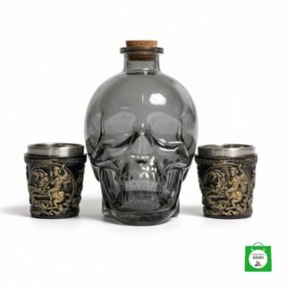 💀 Licorera Calavera Negra 750ml + 2 Copas Caballo — Poder y Misterio en Cada Sorbo que Compartes